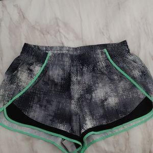 SO Athletic Shorts - M